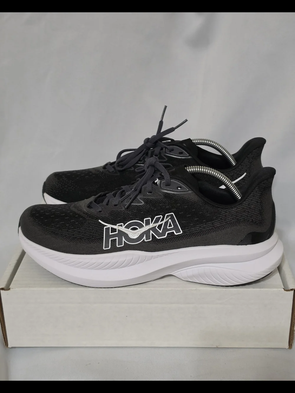 HOKA Mach 6 Wide 'Black White' US Men Size 10.5D (NWOT)